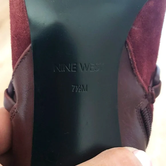 NINE WEST ankle bootie (boots). Like new! - Picture 8 of 14